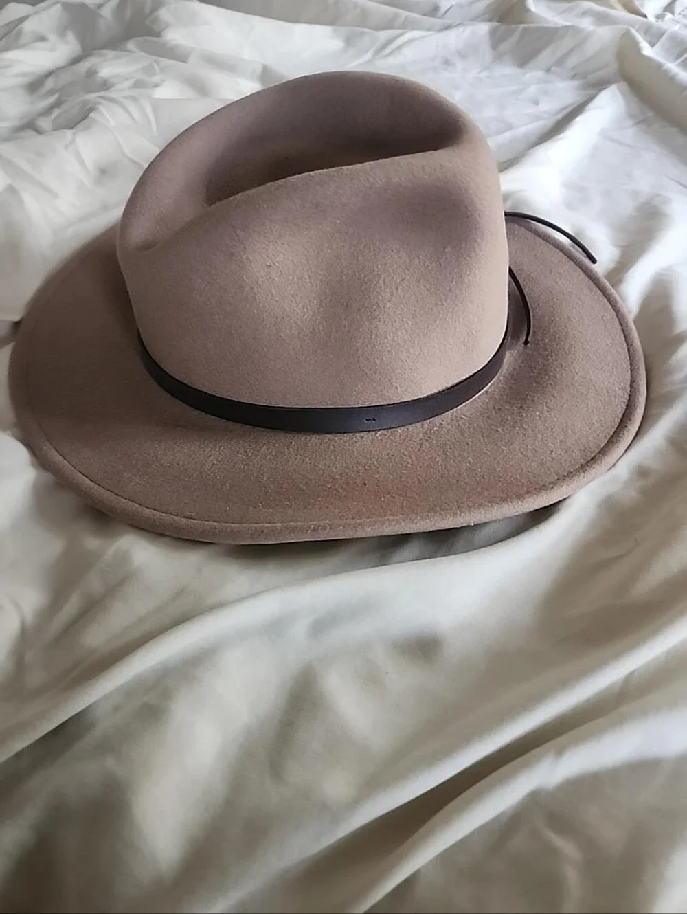 Vintage Scala Classics Four Seasons Felt Hat Taupe Brown Western Fedora Feather